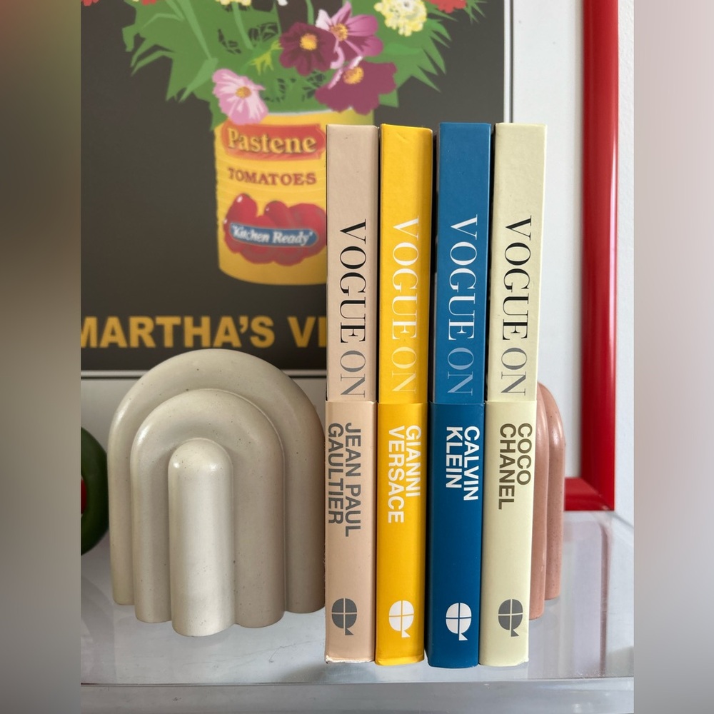 Concrete / Stone modern bookends